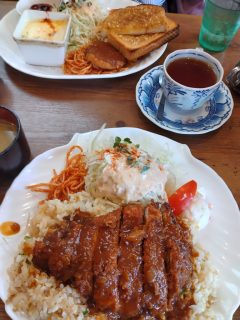 カフェ・ド・ムッシュでランチ